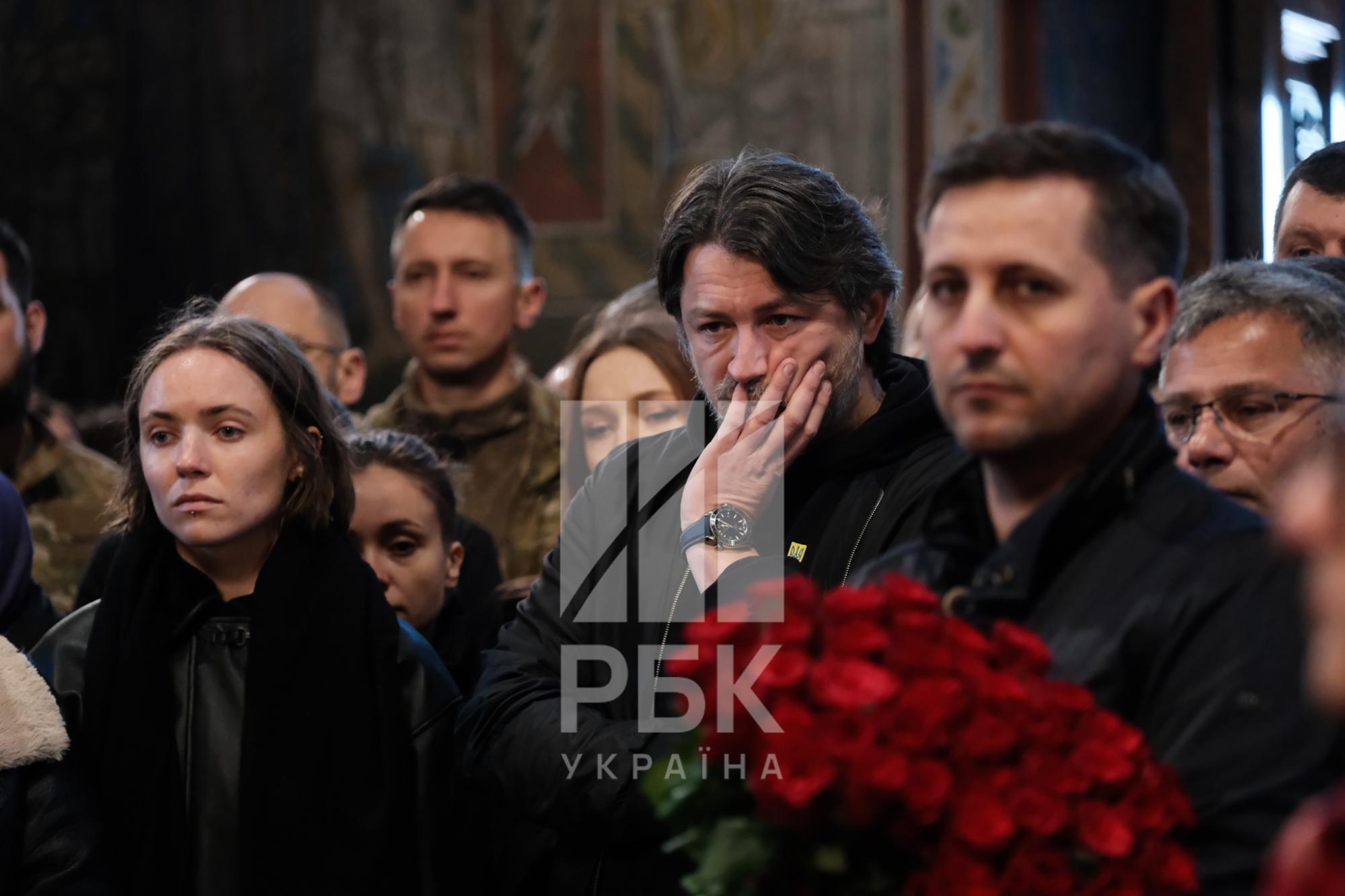 "Бути Воїном - жити вічно". Притула щемливо попрощався із полеглим Павлом Петриченком